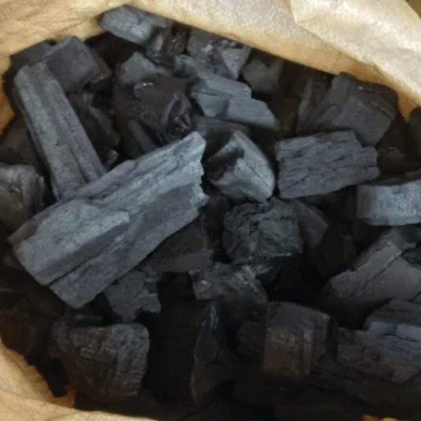 Hardwood Lump Charcoal in a Propylene Bag