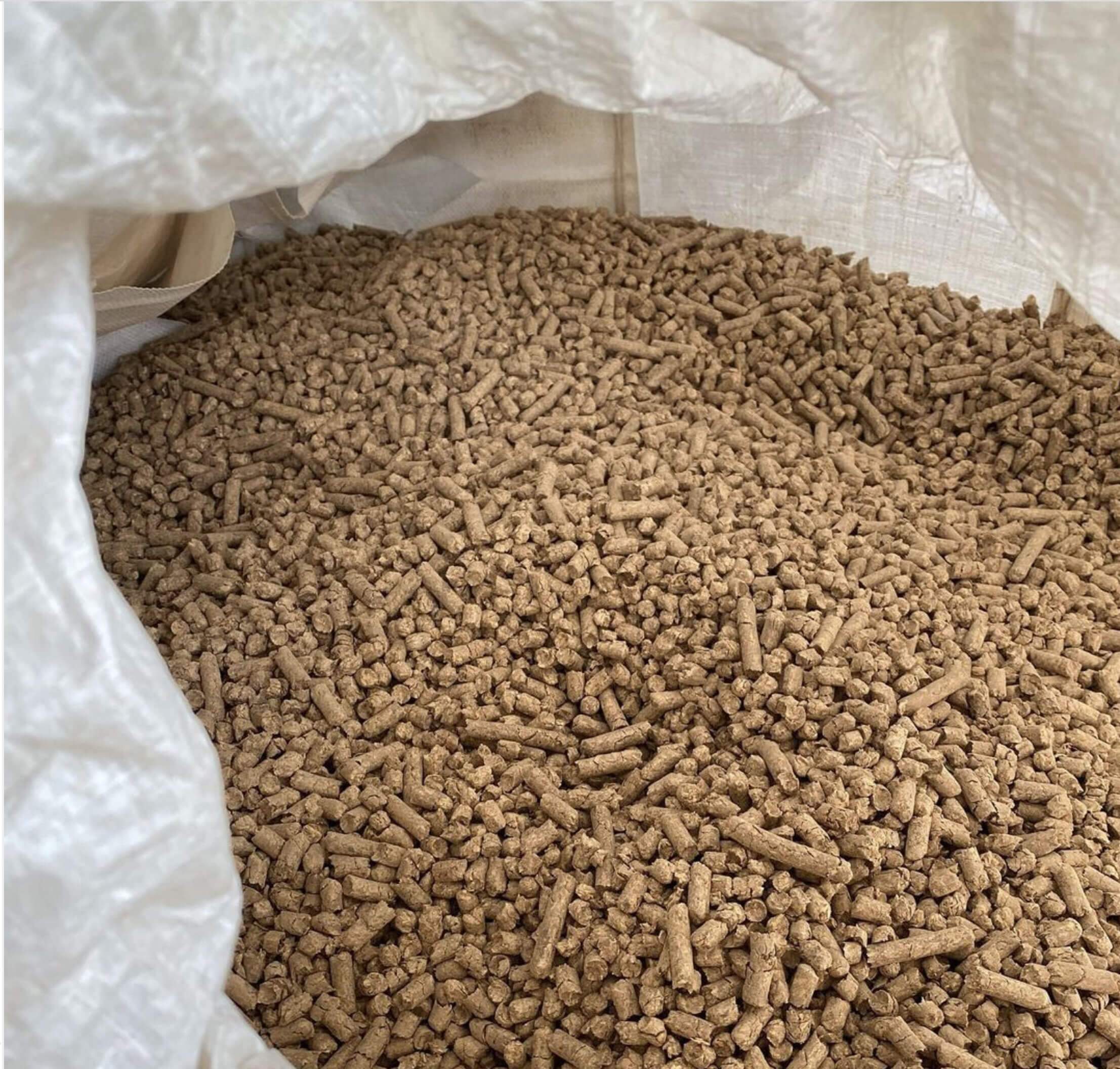 Wood Pellets for Heaters & Grills High Calories, Low Sulfur